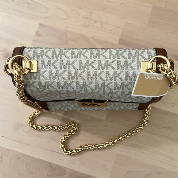 Michael Kors Sonia shoulder bag size small, color is vanilla. - Picture 3 of 8